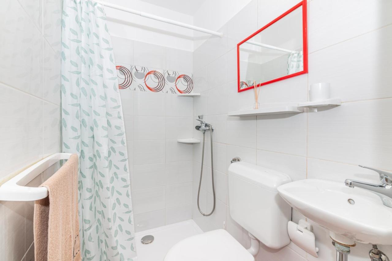 Apartments Virna Опатия Екстериор снимка