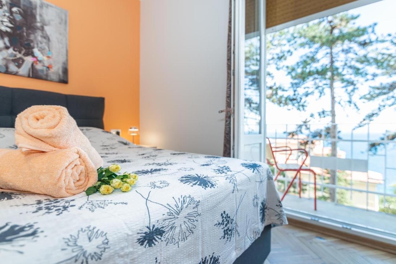 Apartments Virna Опатия Екстериор снимка