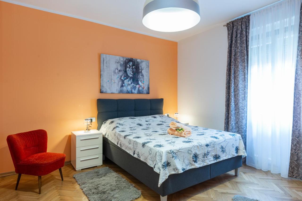 Apartments Virna Опатия Екстериор снимка